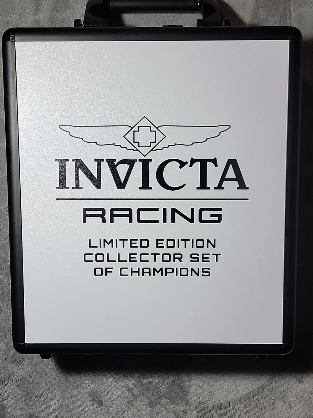 INVICTA RACING LIMITED EDITION COLLECTORS SET OF CHAMPIONS 12 SLOT CASE MONACO